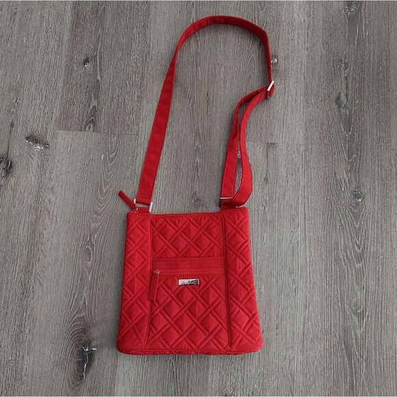Vera Bradley "Tango Red" Microfiber Crossbody Hipster Adjustable Strap - Picture 1 of 6